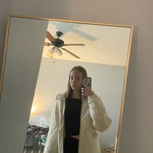 Meet your Posher, Ava